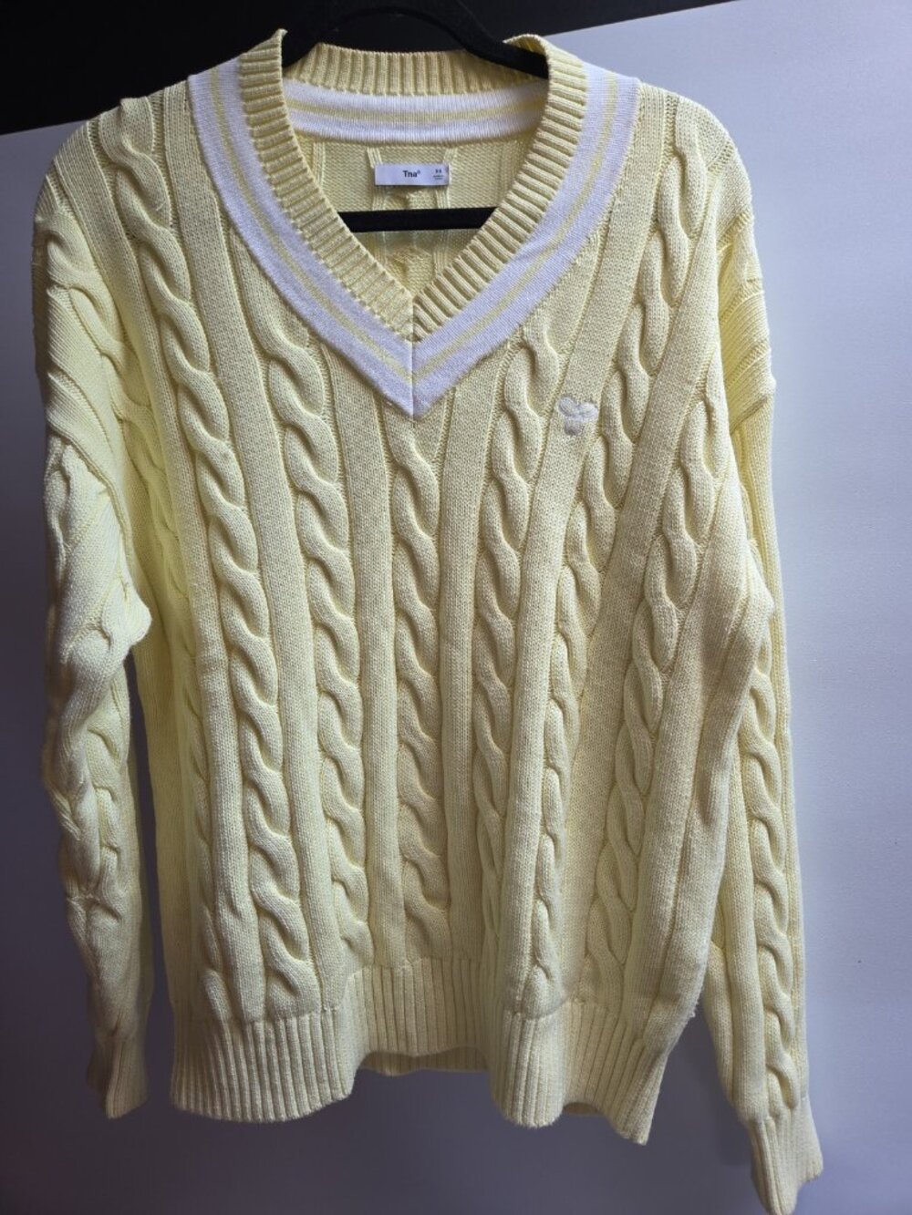 Aritzia Tna Clay Cable Knit V-Neck Sweater Butter Yellow Size XS Oversized